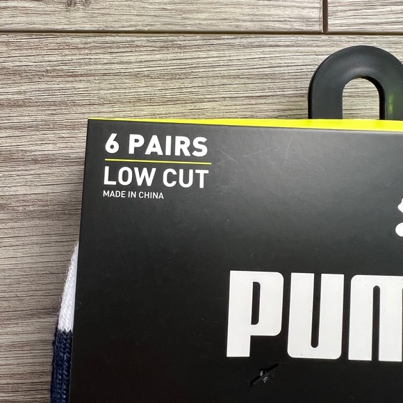 6 Pair Puma Men Training-style Low Cut Socks White-Blue Large Sock 10-13 - Picture 4 of 6